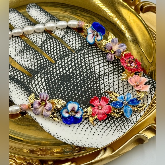 🆕 LES NEREIDES 🧿 NIB Mille Pensees Necklace, Mille Pensees Flowers and Pearl - Picture 15 of 16